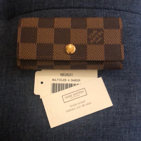 Louis Vuitton Accessories - AUTHENTIC ❣️NEW❣️LOUIS VUITTON KEY HOLDER